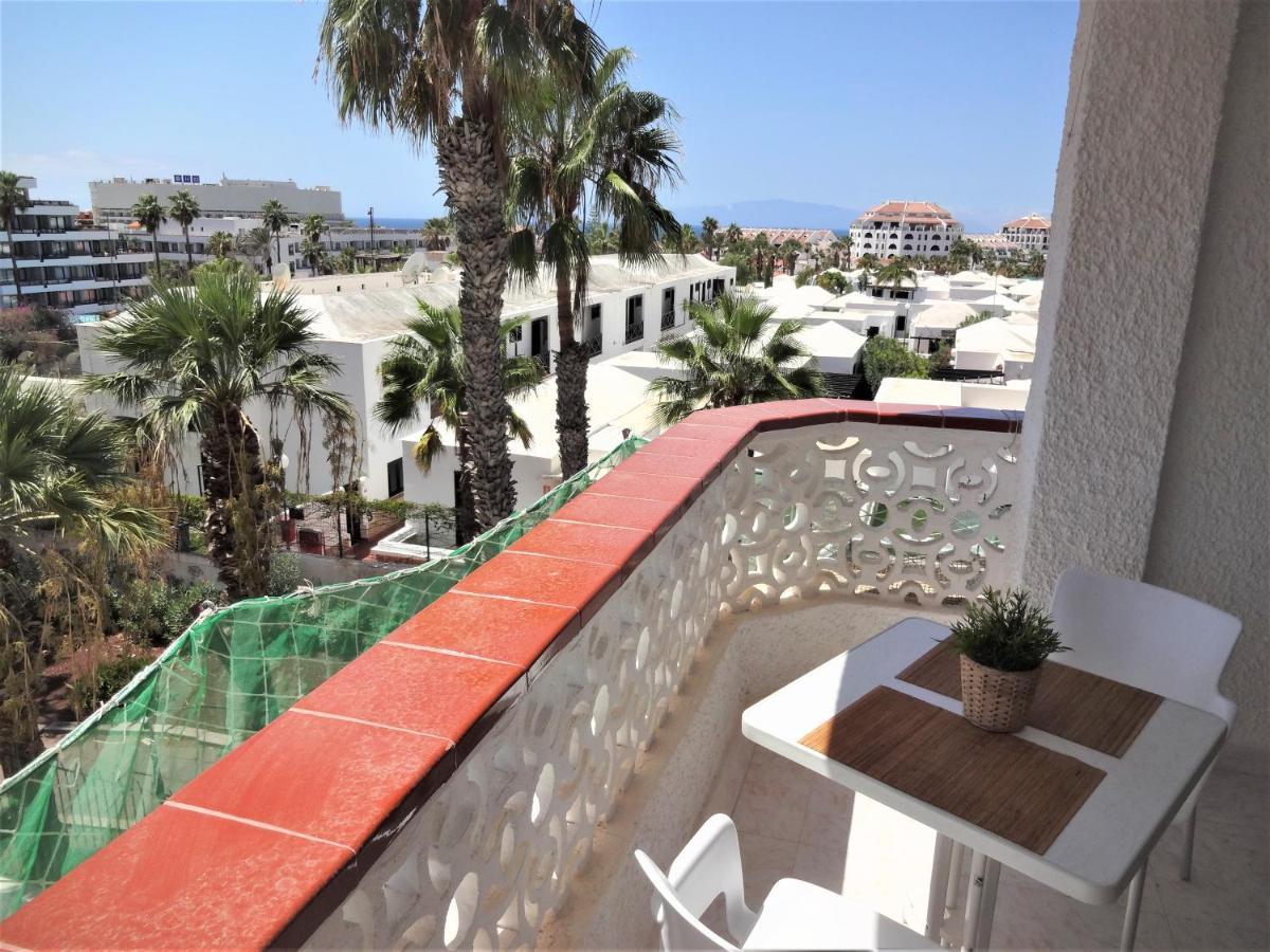 Apartment With A Large South-Facing Balcony, Sea View And Wifi In Las Americas Center Playa de las Américas Eksteriør billede