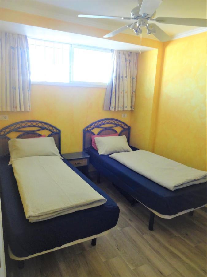 Apartment With A Large South-Facing Balcony, Sea View And Wifi In Las Americas Center Playa de las Américas Eksteriør billede
